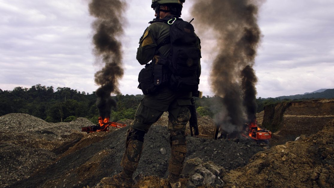 Zona Rural Barbacoas, Nariño, Sur de Colombia. 26/09/2017. Operación contra la minería ilegal que realiza la Policía Nacional de Colombia en el sur del país. © Juan Manuel Barrero Bueno